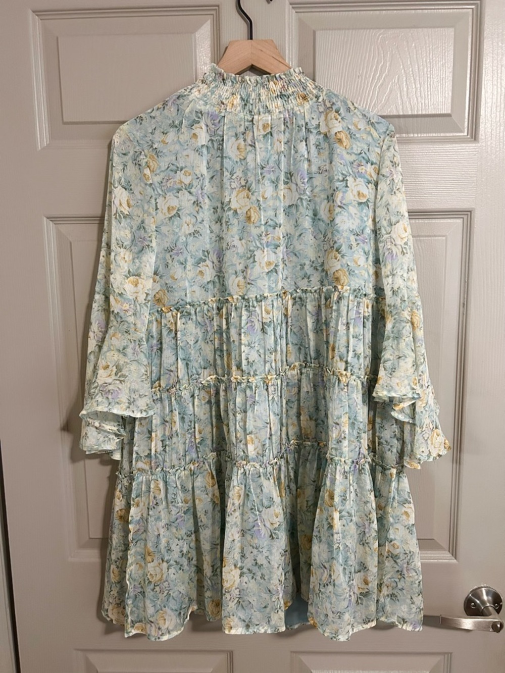 Storia Floral Smocked Neck Tiered Dress Large